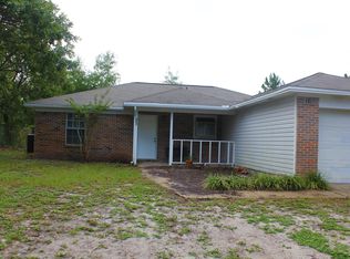 303 Morgan Ln, Mary Esther, FL 32569