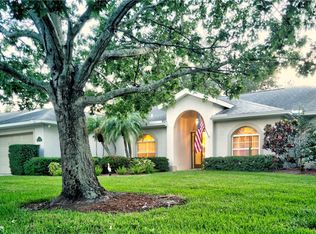 6012 Cedarwood Ln, Bradenton, FL 34203