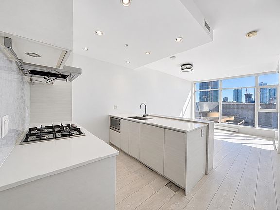 3rd image of 4670 Assembly Way #801
