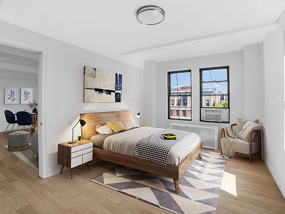 3rd image of 121 W 72nd St APT 11F