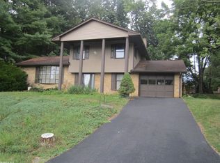 575 Chinquapin Trl, Christiansburg, VA 24073