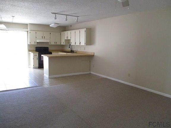 3rd image of 13 Wellhaven Ln