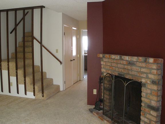 5th image of 1050 Beryl St APT A