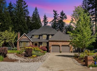 9232 219th Pl NE, Redmond, WA 98053