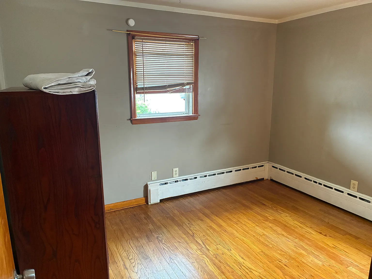 189 Goddard Ave — Photo 3