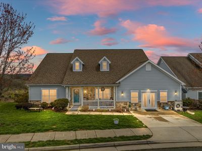 128 Signal Knob Cottage Dr, Strasburg, VA, 22657