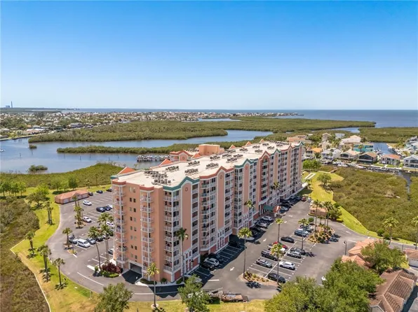 4516 Seagull Dr #302, New Port Richey, FL 34652