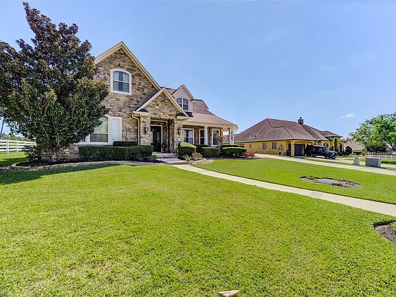 3rd image of 5924 White Oak Trce