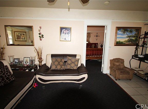 5th image of 334 W Halesworth St