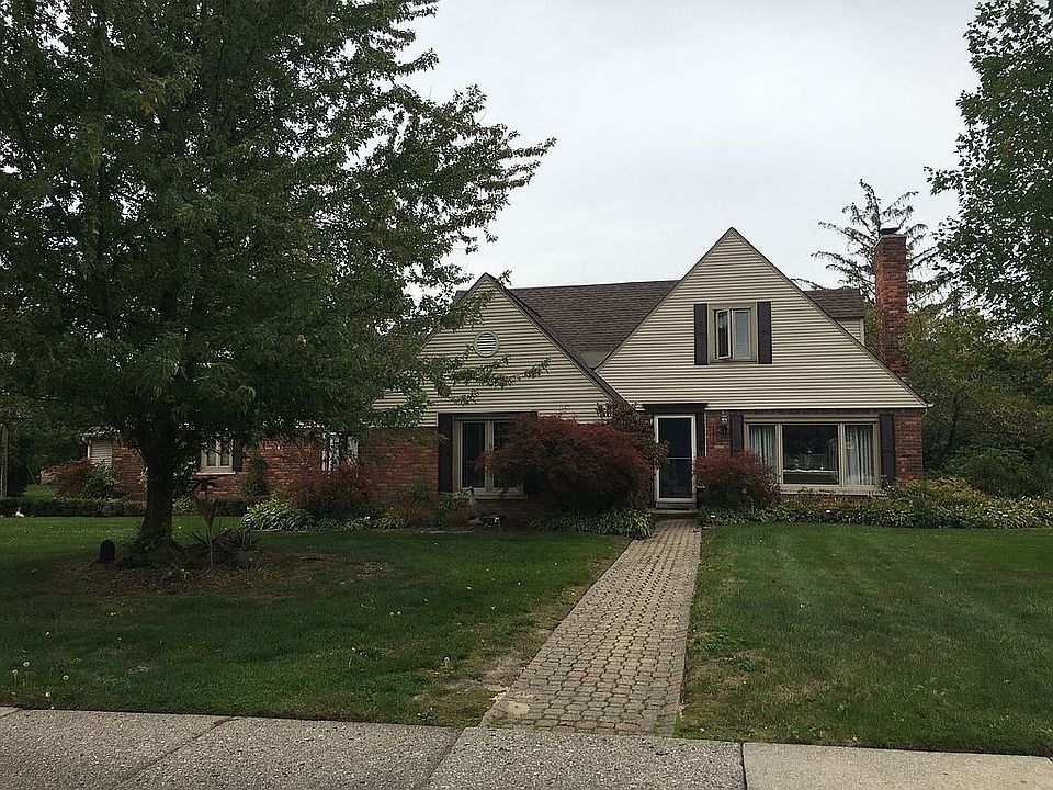 1st image of 1376 Lochmoor Blvd