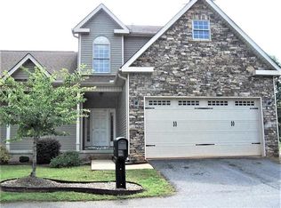 7 Robert De Brus Cir, Anderson, SC 29621