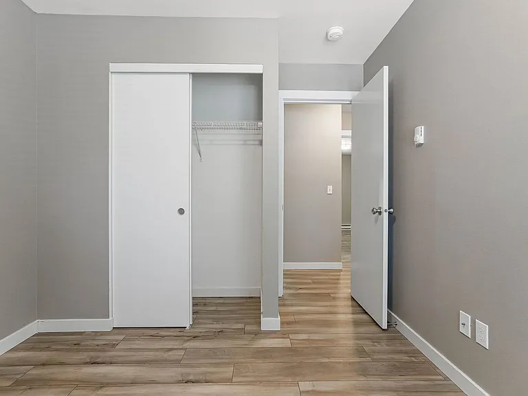 249-Nola Place Apartments — Photo 46