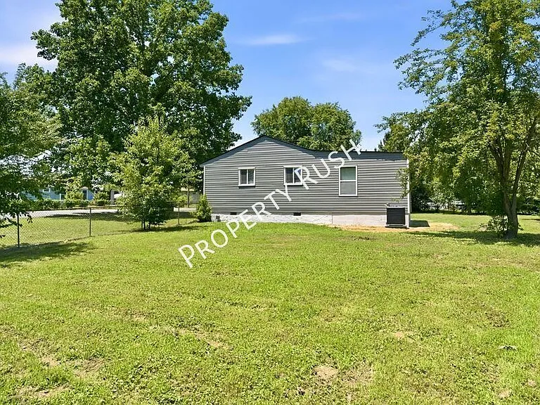 6107 Vance Cir — Photo 24