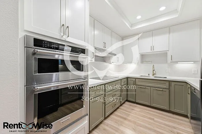 656 Cedar St #E — Photo 12