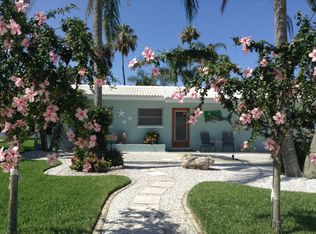 11042 Huron Rd, Saint Petersburg, FL 33708