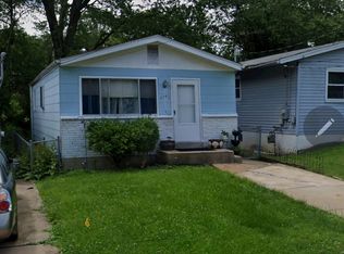 234 & 1/2 Becker Dr, Saint Louis, MO 63135