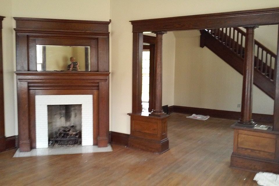2nd image of 409 S Jefferson St