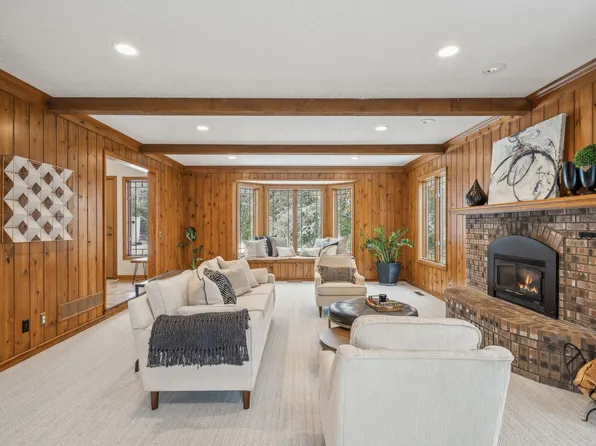 2490 Mayflower Ave, Minnetonka, MN 55305