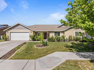 1557 Sacajawea Ave, Richland, WA 99352