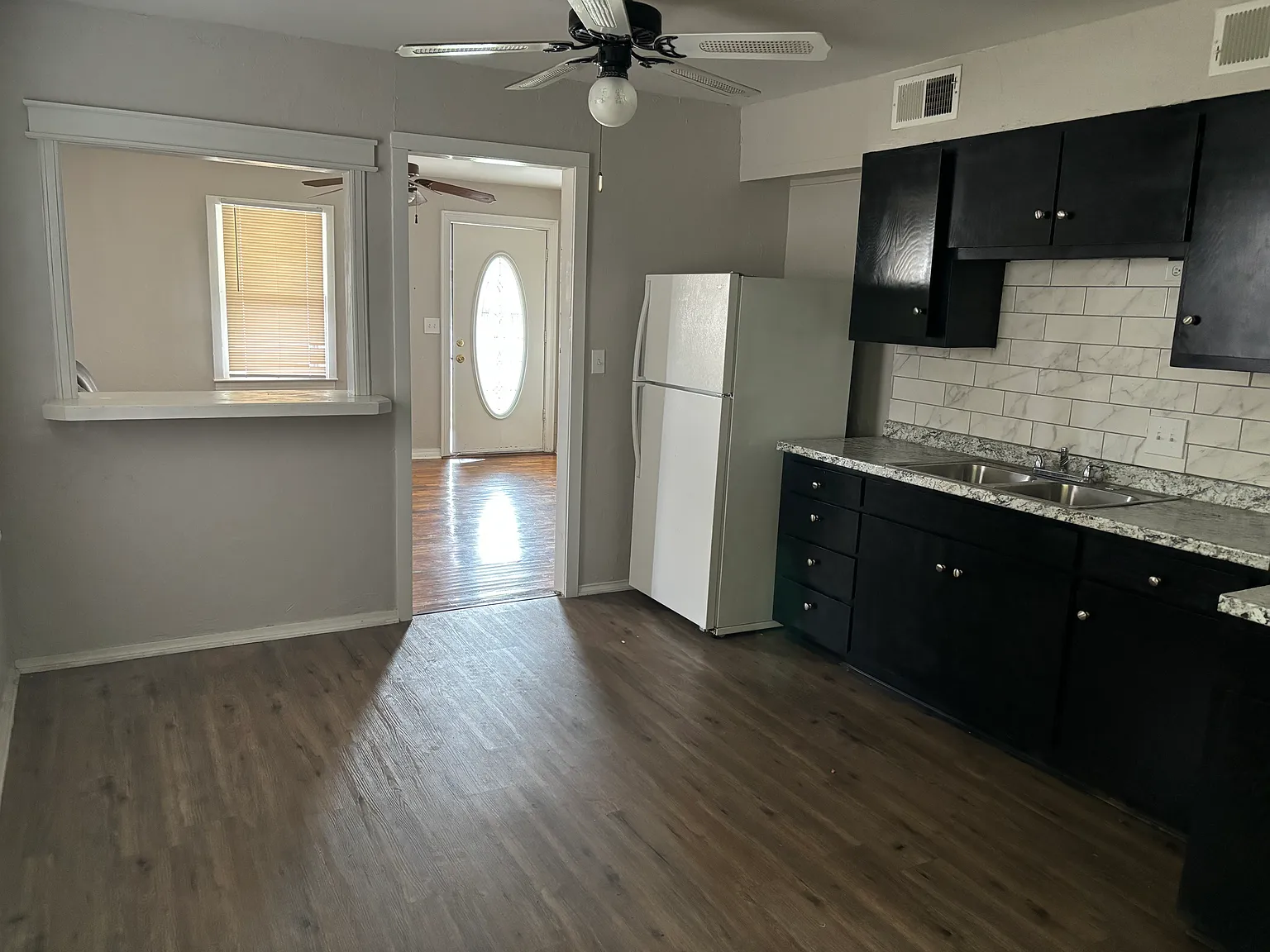 2 bed, 950 sqft, $1,195 — Photo 4