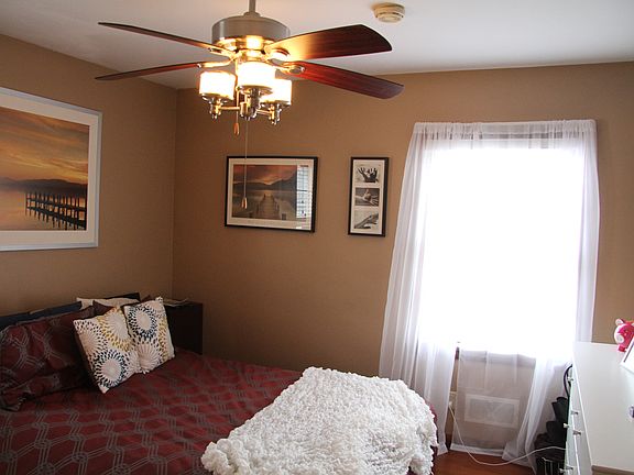 4th image of 1470 Margaret St