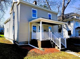 73 W Main St, Le Roy, NY 14482