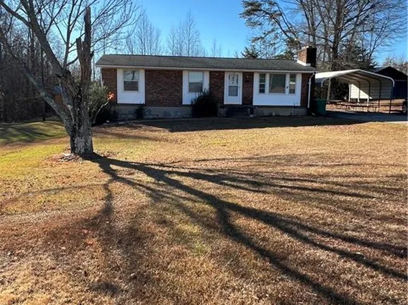 2052 Oregon Hill Rd, Ruffin, NC 27326