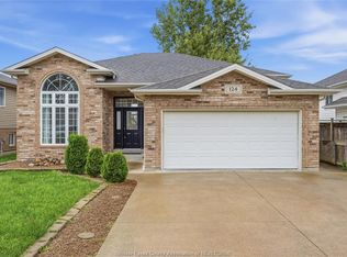 124 Higgins Cres, Amherstburg, ON N9V4C6
