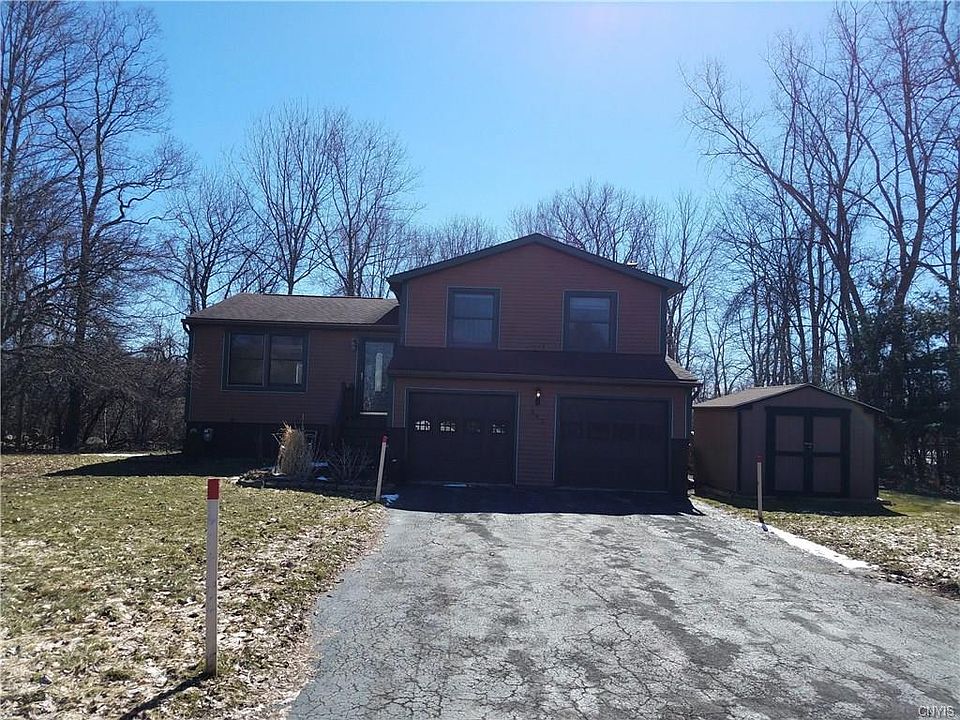1st image of 307 Golfcrest Cir