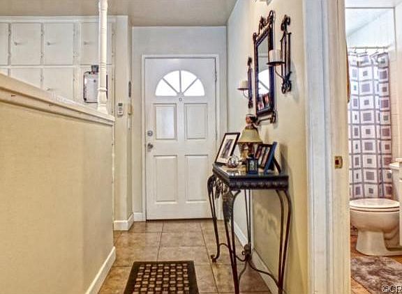 5th image of 10031 Holder St