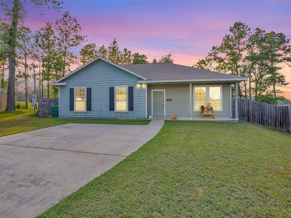 13011 Jayton Wood Way, Willis, TX 77318