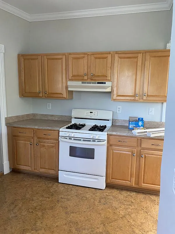 3512 E Broad St — Photo 4