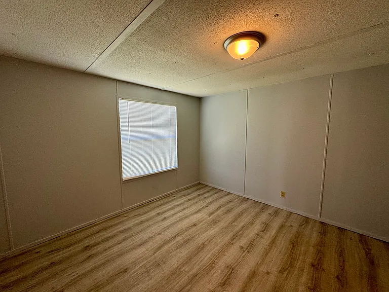 1402 Chicopee Rd #1 — Photo 7