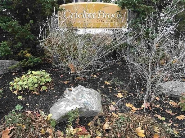 88 Cricketbrook Drive, Dover, NH 03820