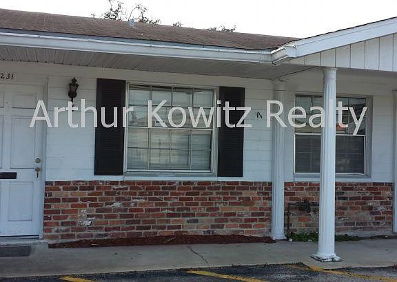 2nd image of 231 2nd St