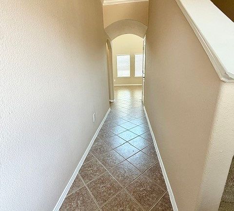 4th image of 8920 Eastwood Ave