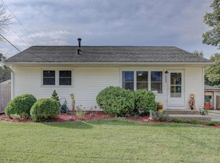 1203 E Fairlawn Dr, Urbana, IL