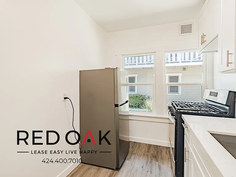 1559 N Hill Ave #8 — Photo 11