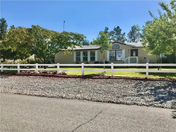 5621 Doubletree Rd, Pahrump, NV 89061