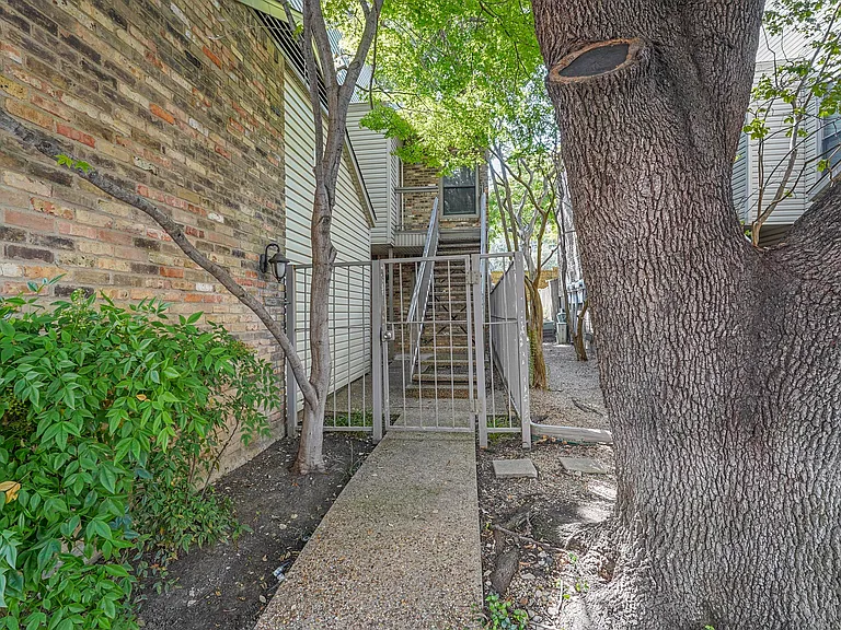 7340 Skillman St #108 — Photo 17