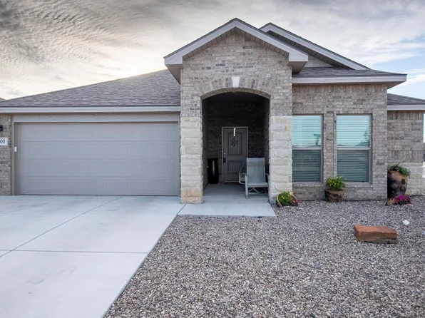 800 Bronco Ct, Midland, TX 79705