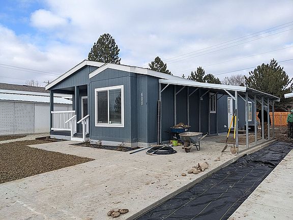 3rd image of 608 Independence Ln #66