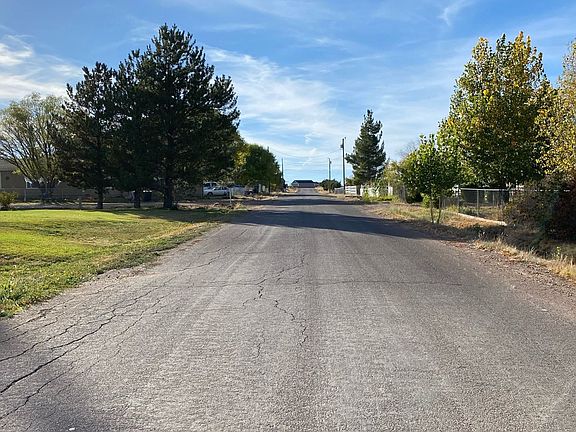 5th image of 314 E Vista Dr
