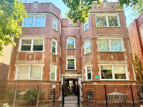 7831 S Kingston Ave APT 2, Chicago, IL 60649