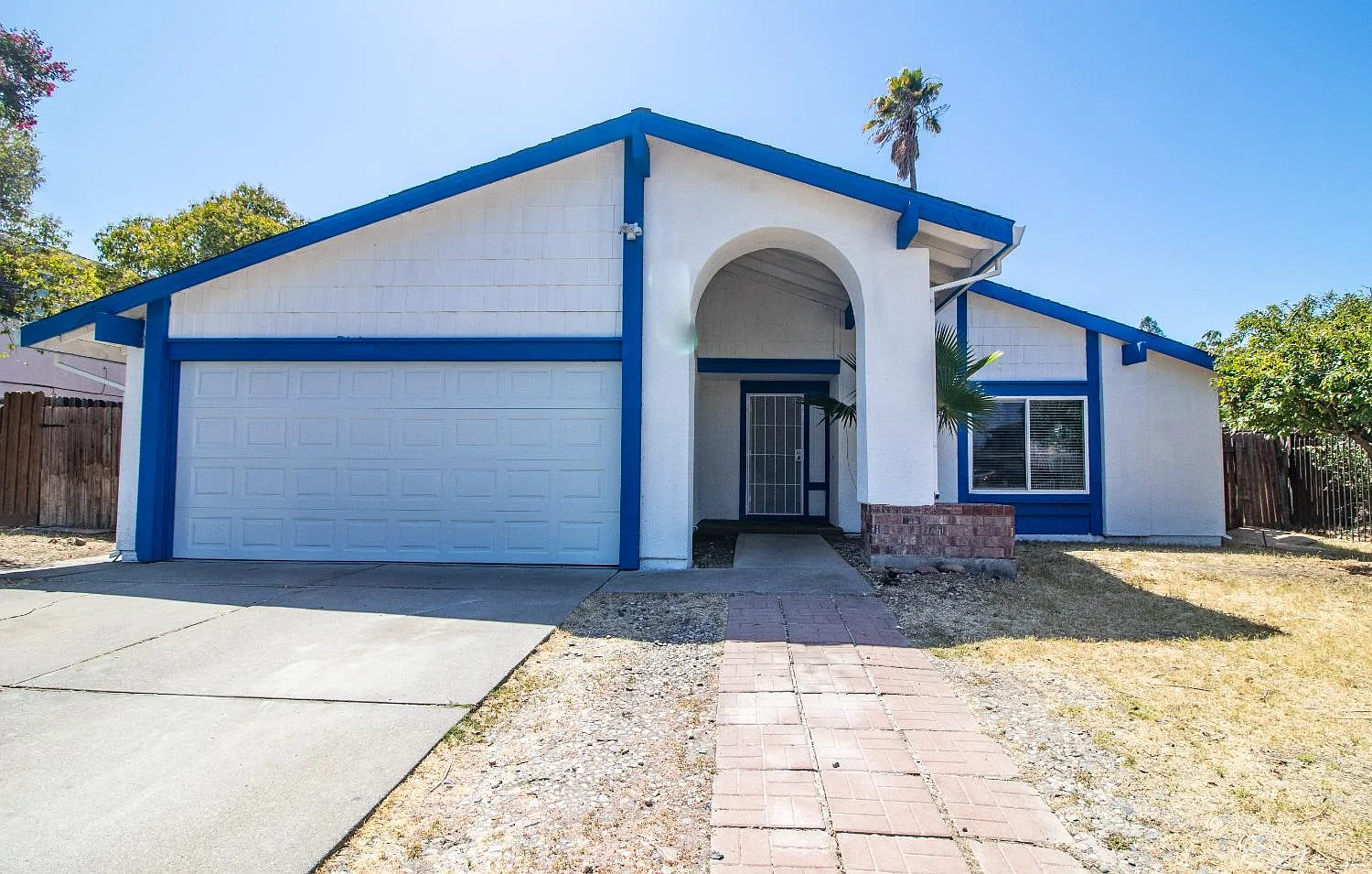 4300 Armadale Way photo 1