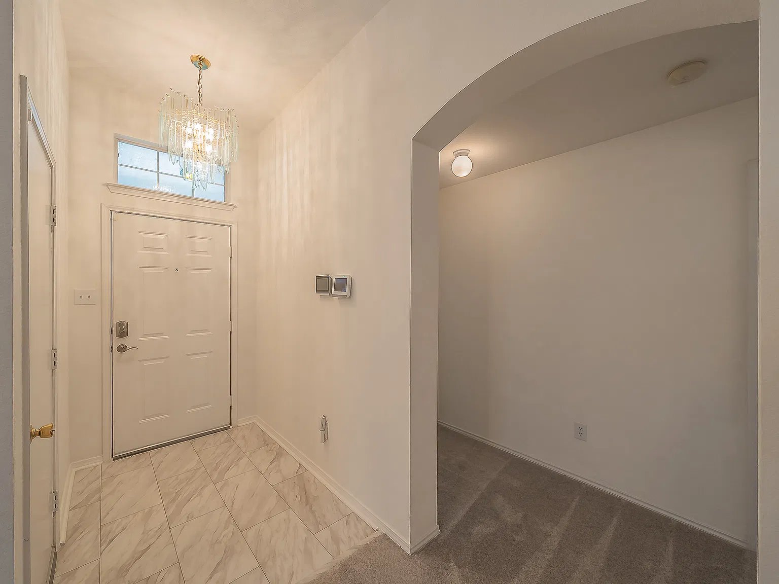 4 bed, 1957 sqft, $2,250 — Photo 3