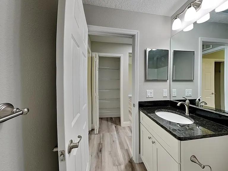 9399 N Del Rio Way — Photo 12