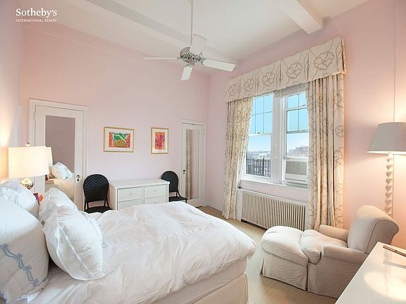 5th image of 45 Christopher St #Phf