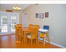 2nd image of 302 Lancaster Ave