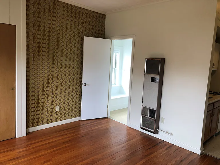 1200 Center Ave #15 — Photo 10